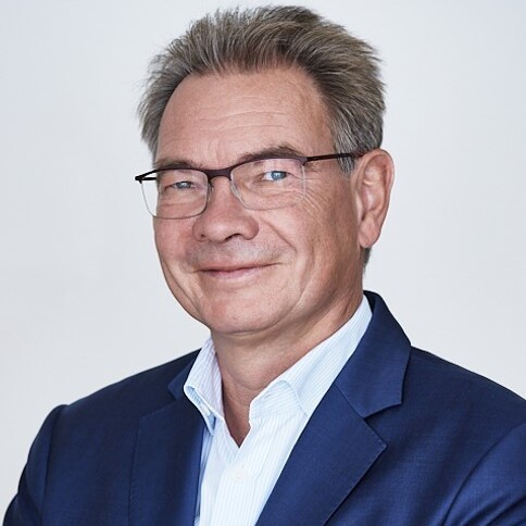 Dr. Oliver Mihm, CEO von Investors Marketing: 